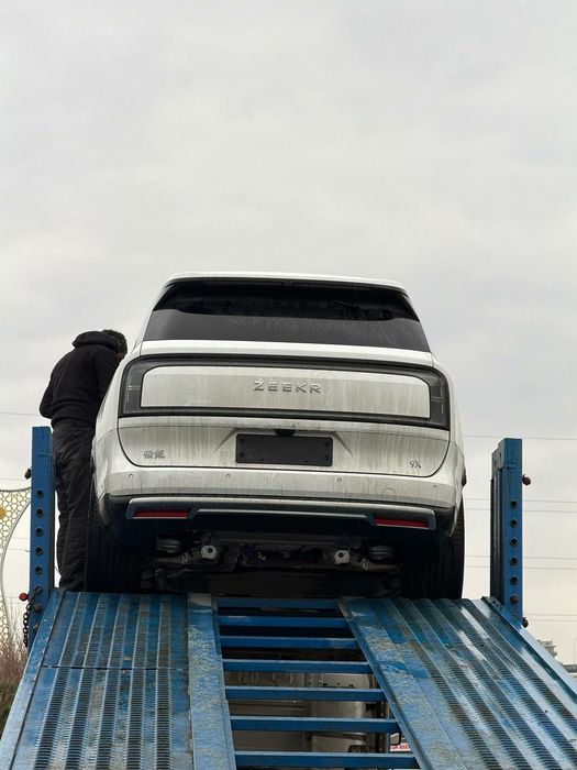 Zeekr 9X Ultra 2025