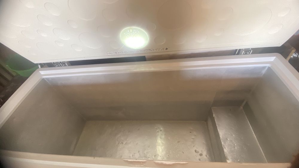 продается маразильники , обьем 524 л , торг есть