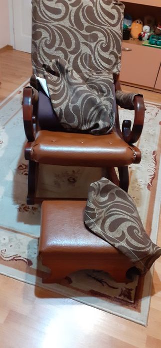 Люлеещ стол с табуретка