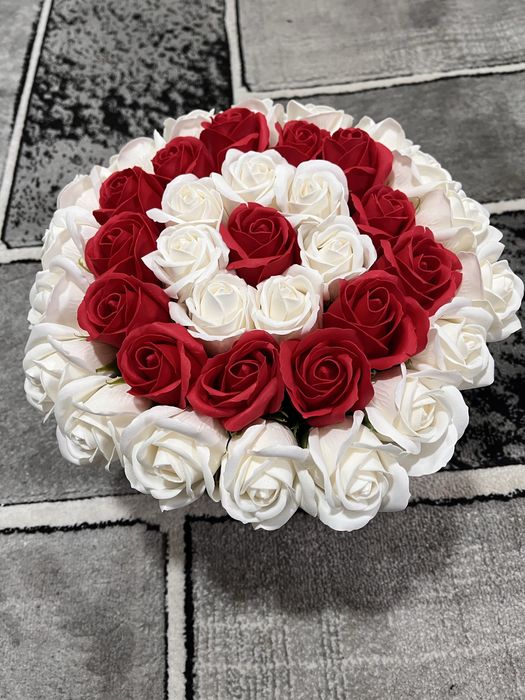 Buchet trandafiri artificiali tip sapun