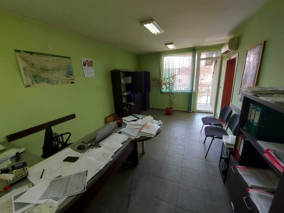 Продава се Офис в Търговище, Център - 70 кв.м за 1239 €/кв.м - Снимка #8