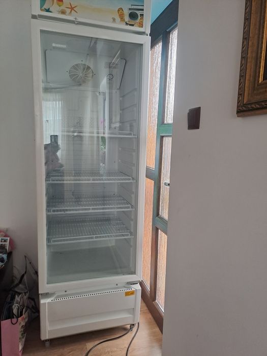 Vand frigider mare ..nou.