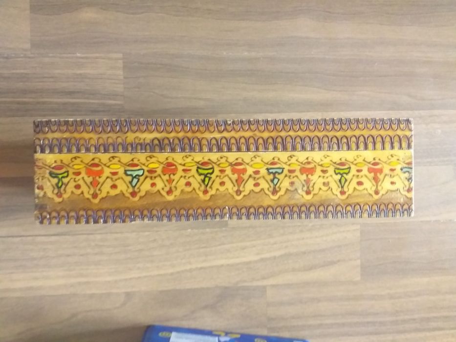 Кутии за съхранение-дървена с инкрустации и метална на Дисни