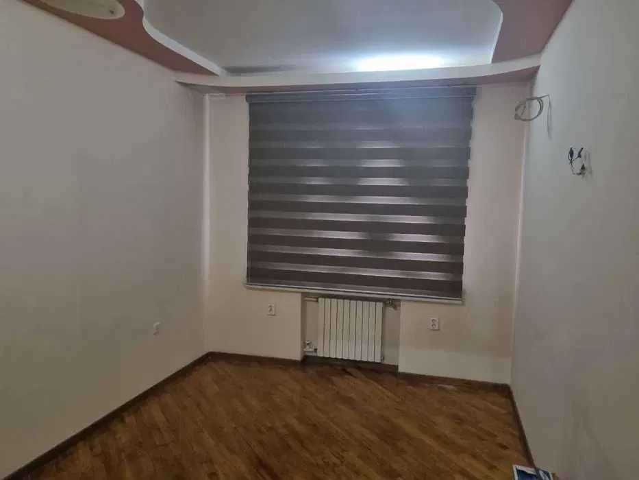 Продажа двухуровневого офиса на Дархане