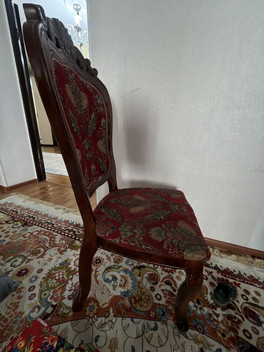Столы со стульями