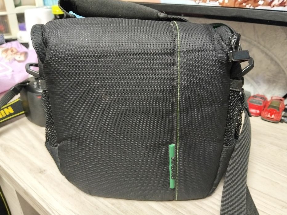 Продам фотоаппарат Nikon d3100