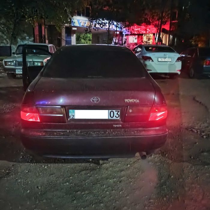 Toyota Carina E 1995