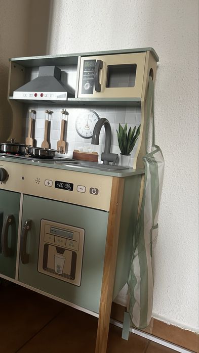 Bucatarie lemn copii