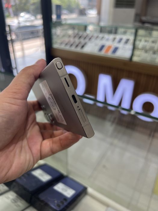 Продается (Nasiya-Вариант-Рассрочка) Galaxy S24 Ultra в отличном сост