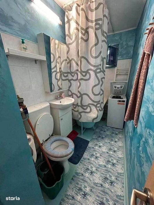 De inchiriat apartament cu 2 camerre, etaj 3, balcon,mobilat si utilat