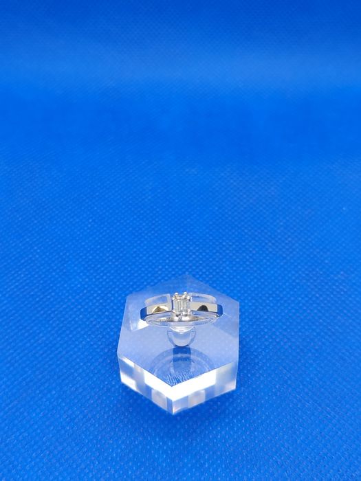 Годежен пръстен с диамант 0.24ct