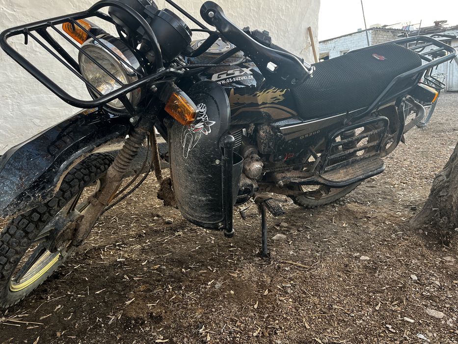 Продам мотоцикл gsx suzuki 200cc