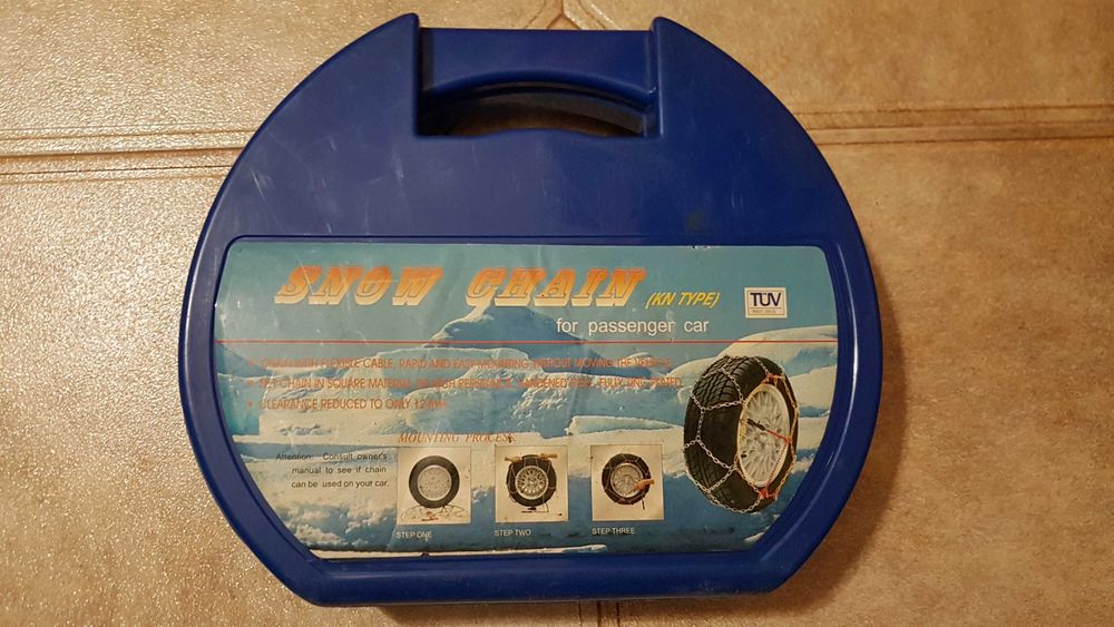 Продавам  нови вериги за сняг.