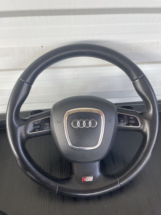 Volan S Line A4 B8 cu padele/fara padele