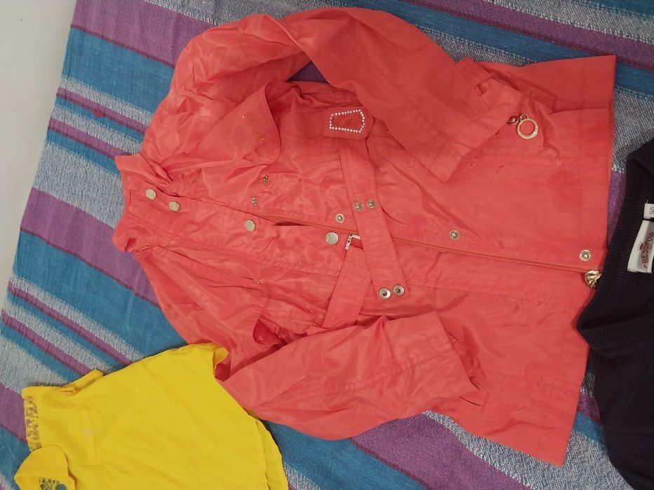 Продам всё за 5000 тыс 2 пакета больших