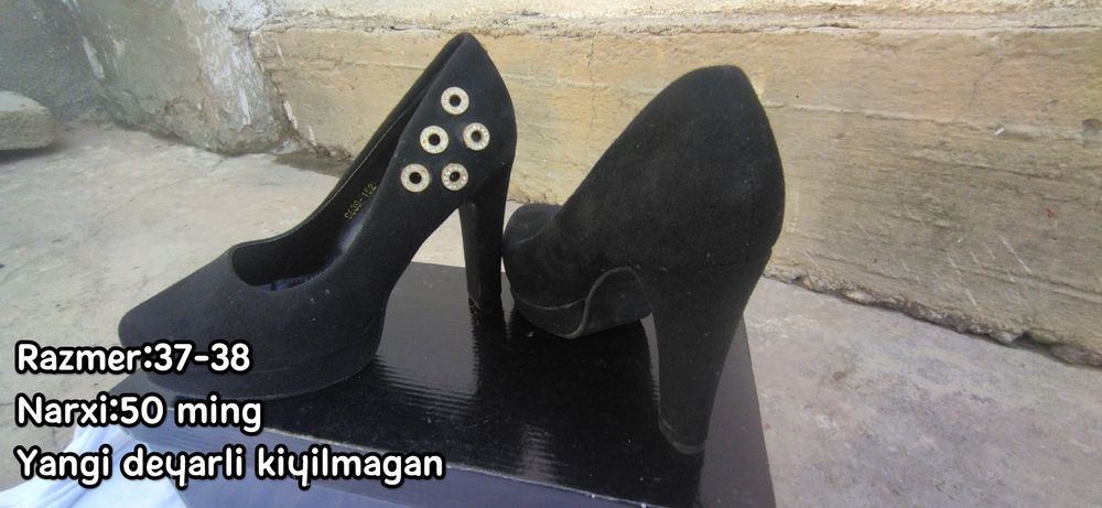 Jami 6 ta ayollar va erkaklar oyoq kiyimlari sotiladi