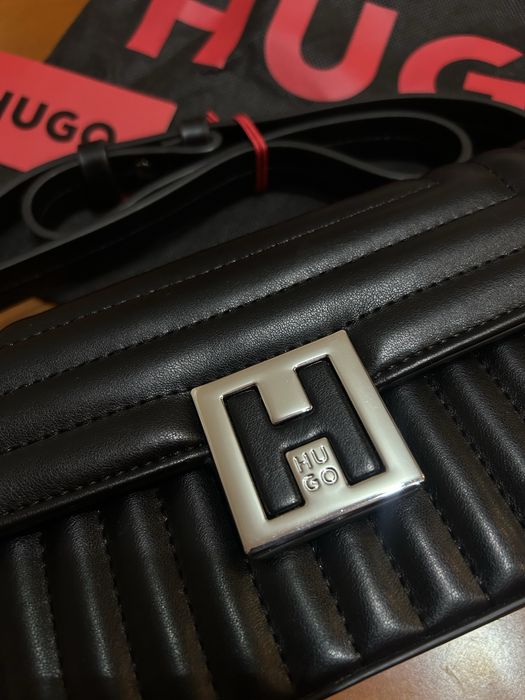 Черна Чанта HUGO