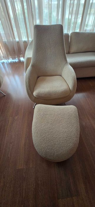 Диван Ъглов, Два Фотьойла и две табуретки Rolf Benz - Germany, Холна маса - Italy