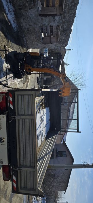 Execut lucrari excavator / transport