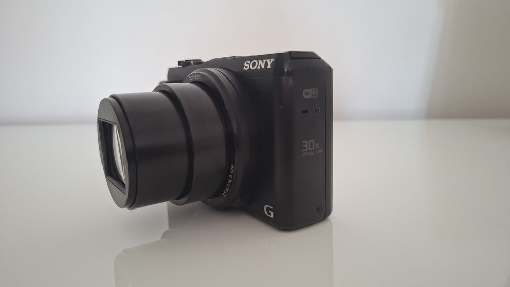 Влогърски фотоапарат Sony Cyber-shot DSC-HX50,Wi-Fi,Smart