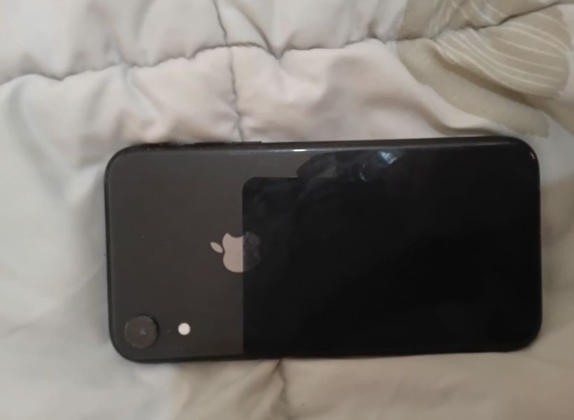 Iphone xr сатылады