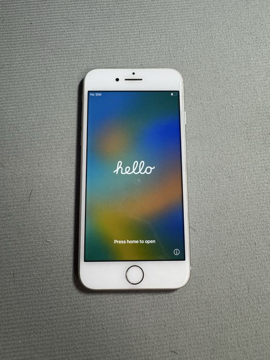 iPhone 8, 64GB, argintiu, baterie 94%