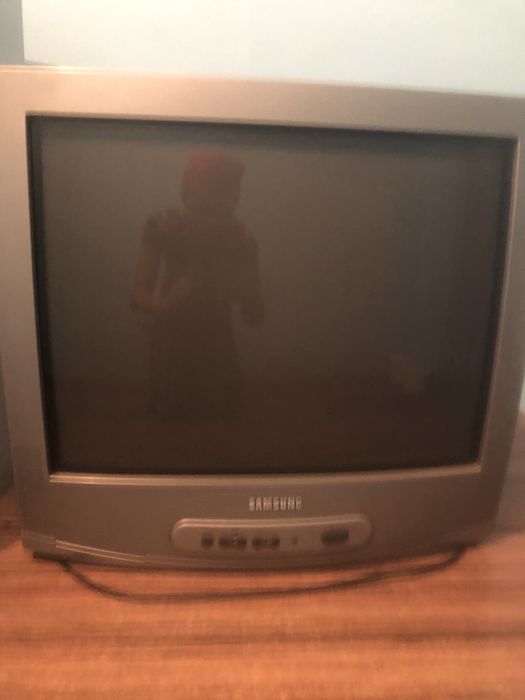 Продам телевизор самсунг
