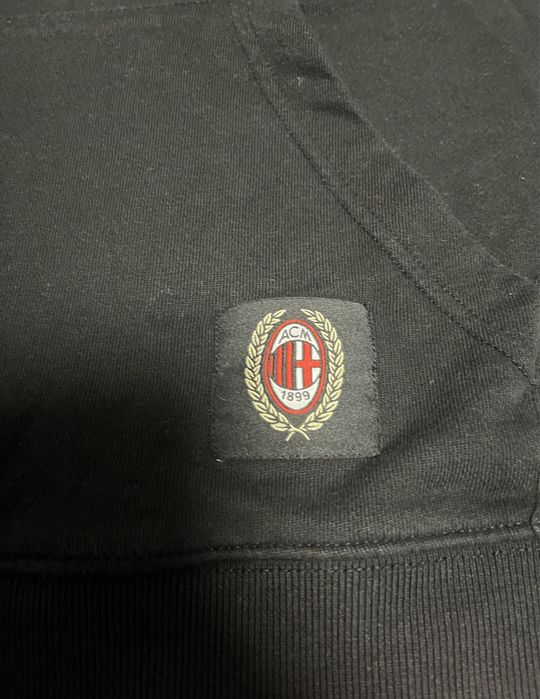 Горнище на Ac Milan