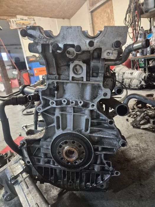 Vând bloc motor Volvo 2.0 euro 5