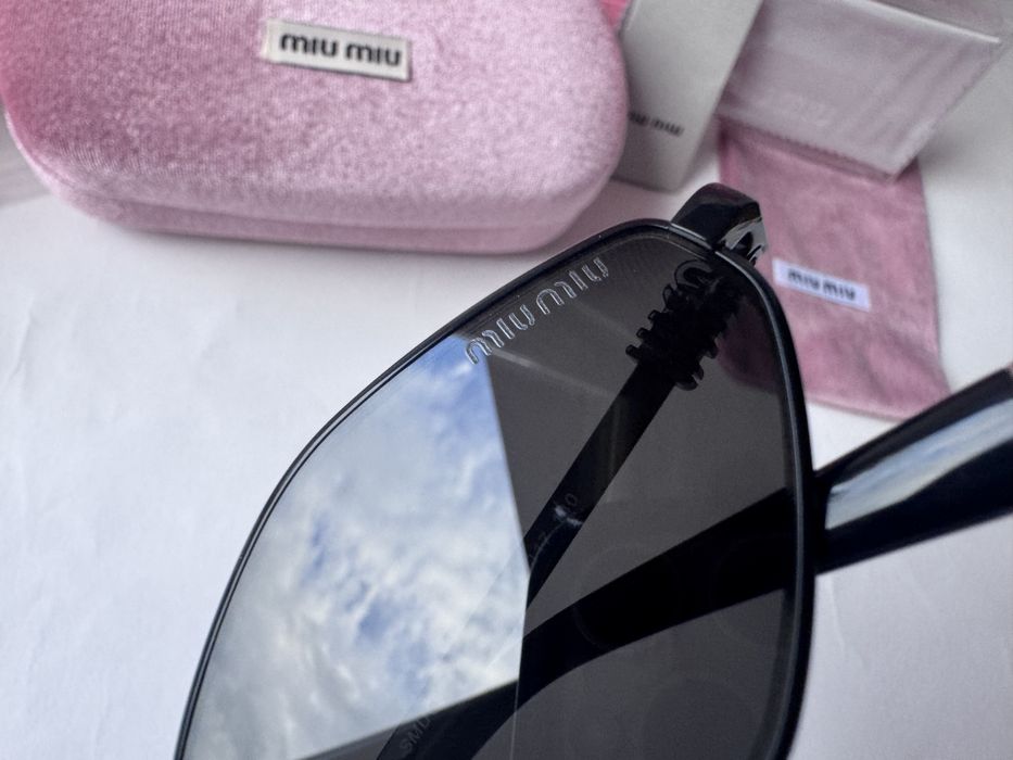 Ochelari de soare Miu Miu SMU 56Z 56-17 140, Noi
