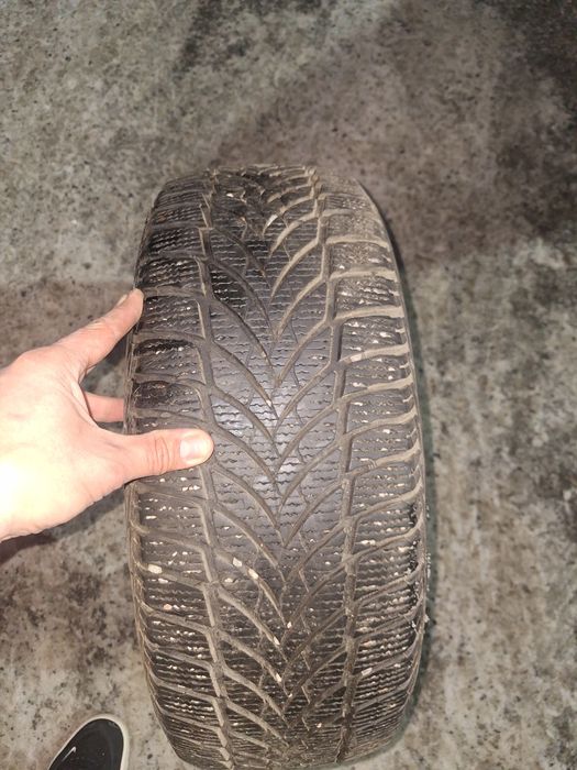 Продам зимнюю резину