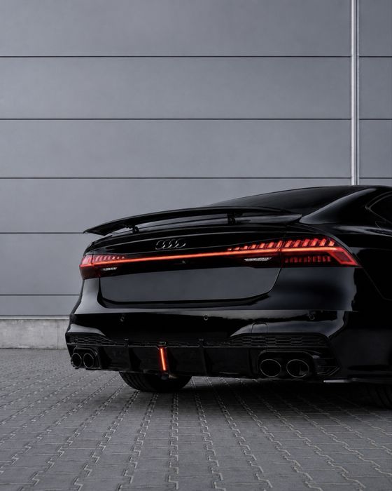 LED Дифузьор с ауспухови накрайници Audi A7 S-Line/S7 C8 (2018-2025)