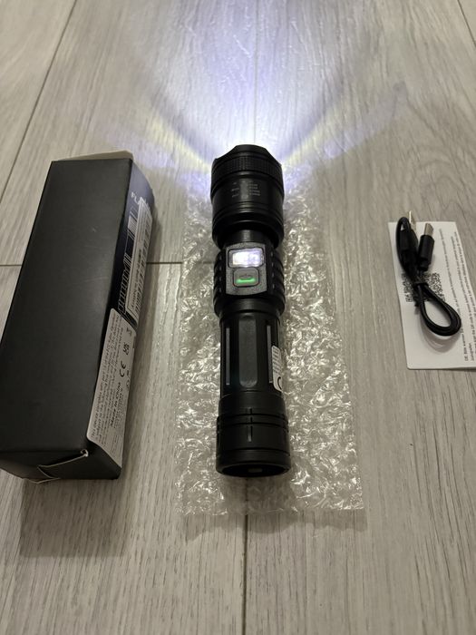 Lanterna led 3000 lumeni