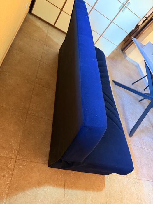 Vand canapea extensibila ca noua