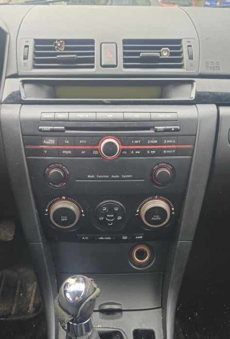 Мазда 3 1.6д 109кс на части Mazda 3 1.6CD 109ps na chasti