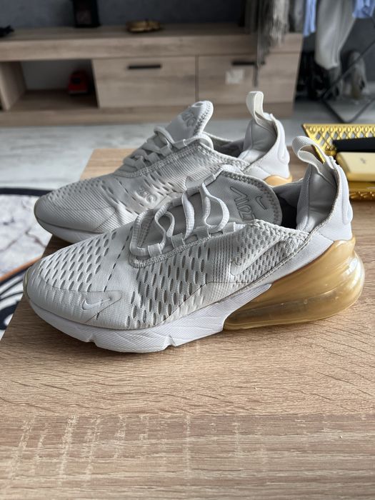 Оригинални маратонки Nike Air Max 270/ 37.5 номер