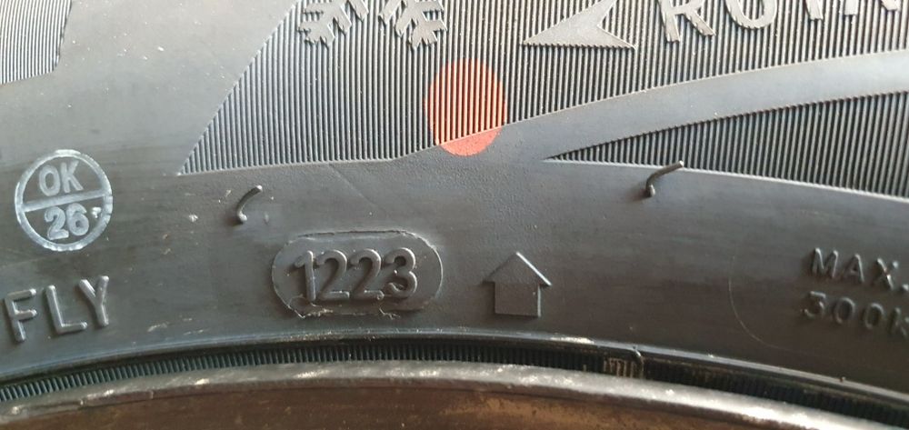 Гуми с джанти 215х65х16 НОВИ