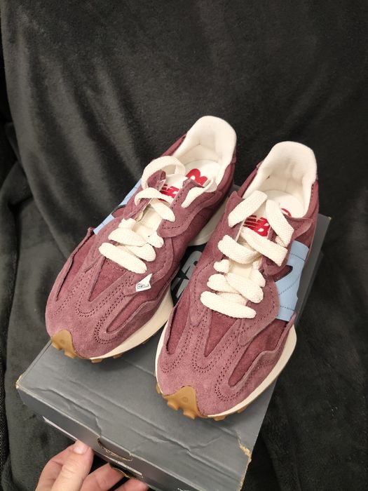 New Balance 327 culoare roșu burgund cu logo N albastru 37 noi originali