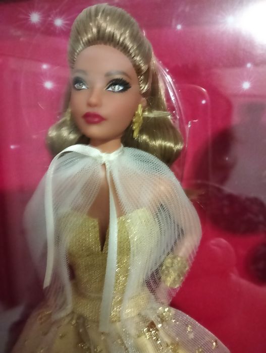 Păpuși Barbie Look și Holidey