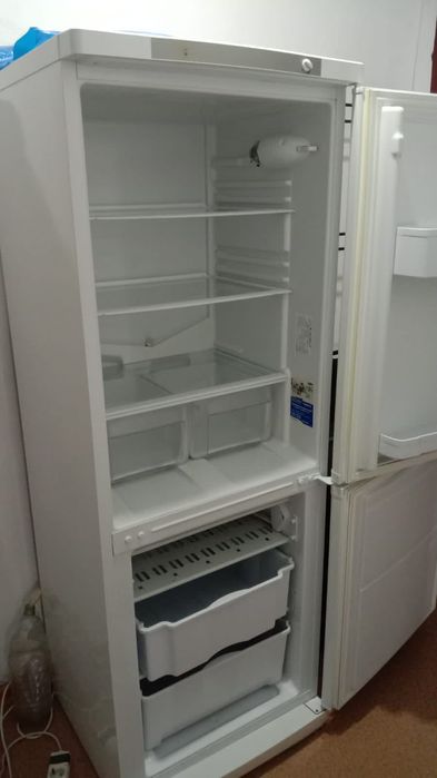 Продам холодильник