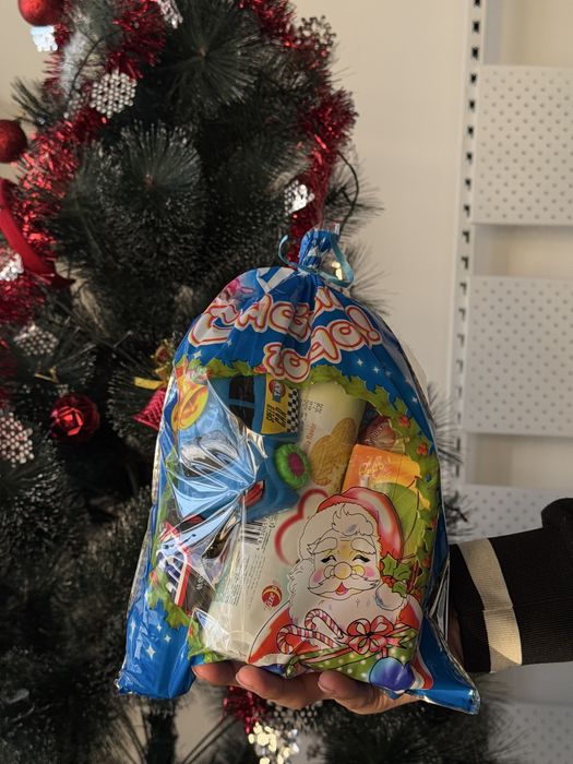 Новогодный подарок подарка