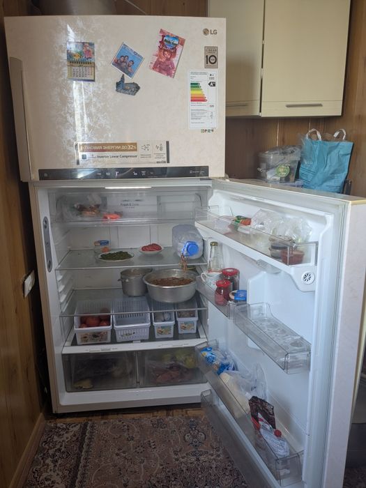 Продам холодильник