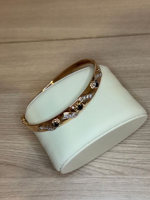 Продам золотой браслет