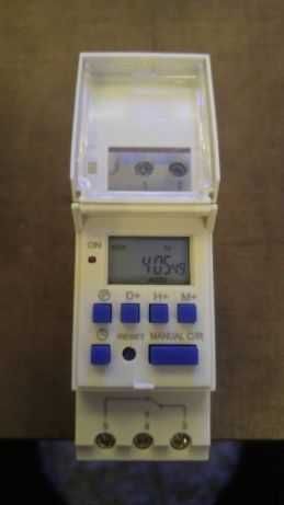 Таймер седмичен електронен за монтаж на DIN шина AHC15A ; 24-часов,