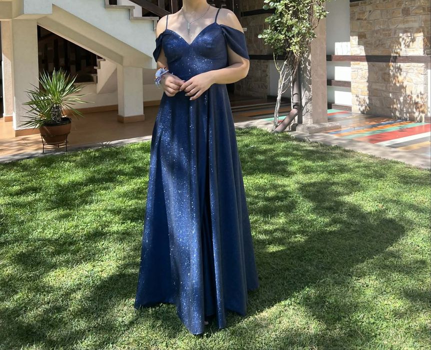 Официална  рокля