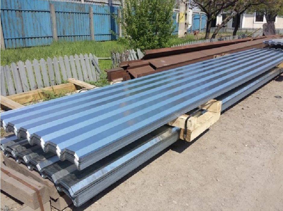 Vând tablă cutată h35 preț  bomba⁉️⁉️⁉️⁉️⁉️
3metri 
4,20metri lungime