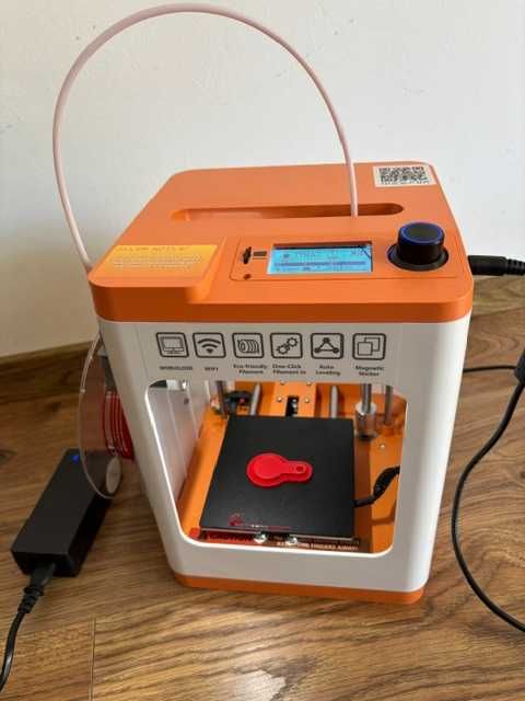 Imprimanta 3D TINA2 S perfect functionala, ideala pentru copii si incepatori