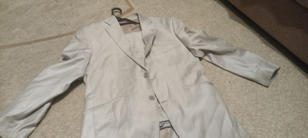 Продам костюм мужской