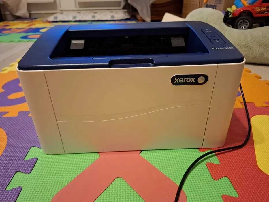 Imprimanta laser xerox phaser 3020 functionala, cartus incarcat