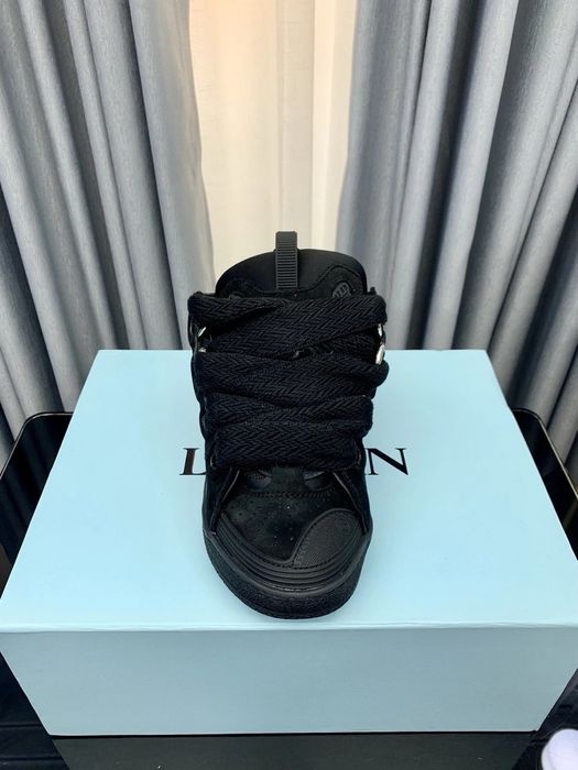 Lanvin Curb Black piele naturala marimile 42,43,44 în stock